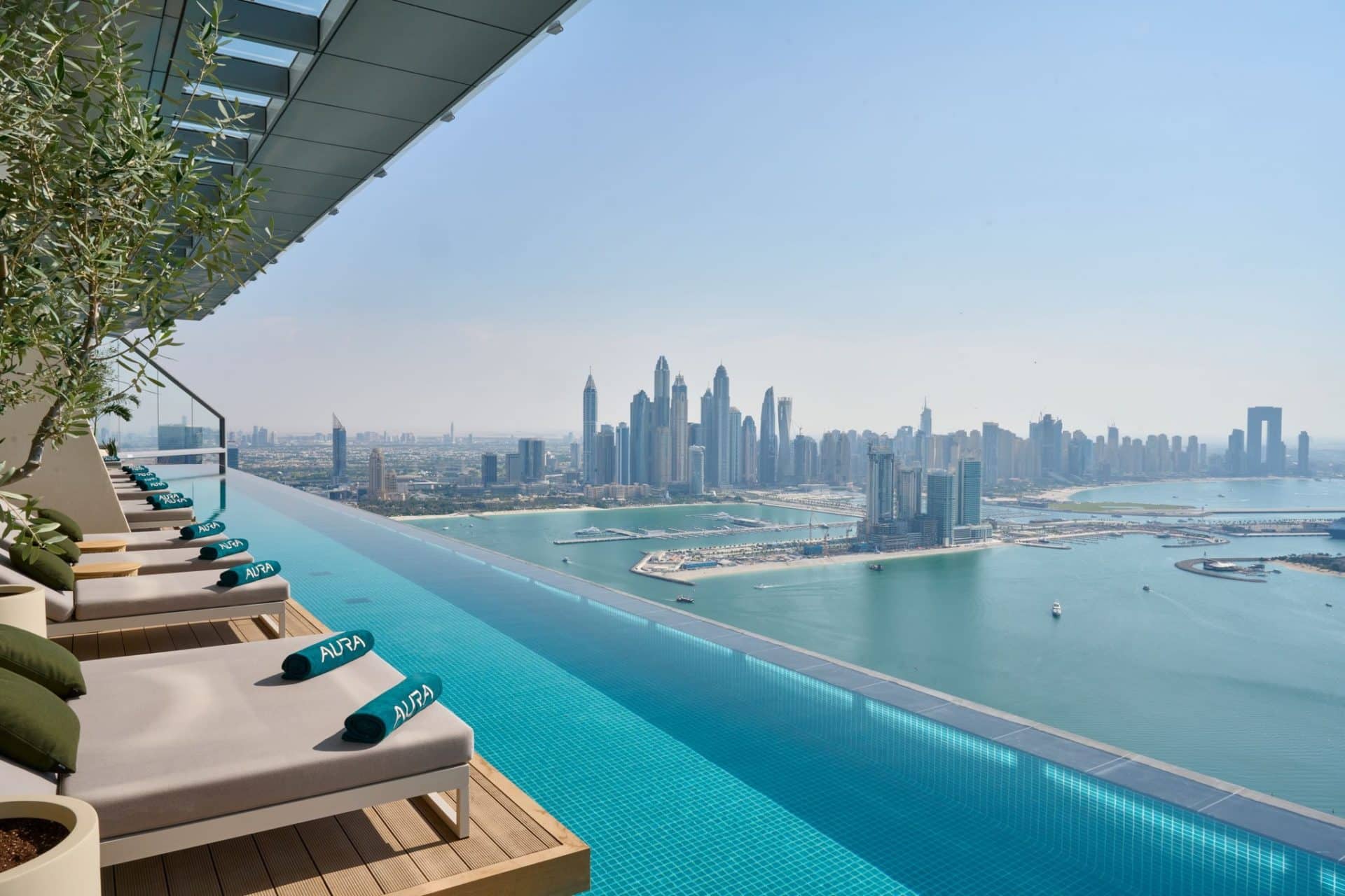 AURA SKY POOL