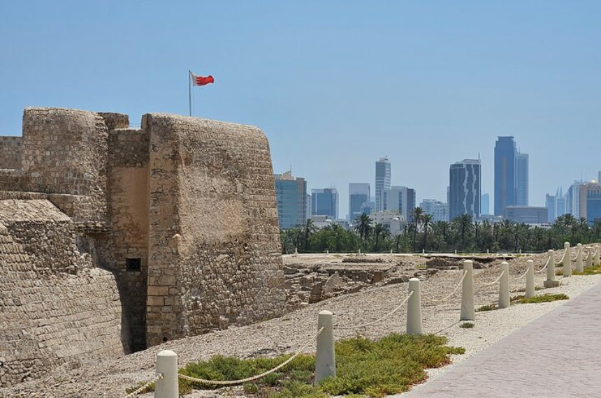 DUBAI & BAHRAIN